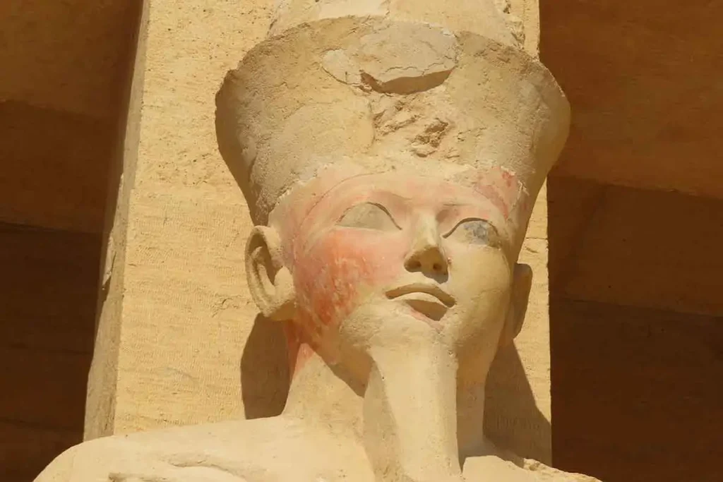 Statue of Queen Hatshepsut at Deir el‑Bahari Temple, Luxor